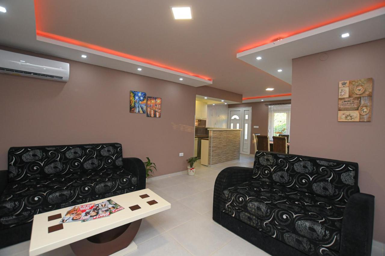 Mokka House Villa Tekija  Exterior foto